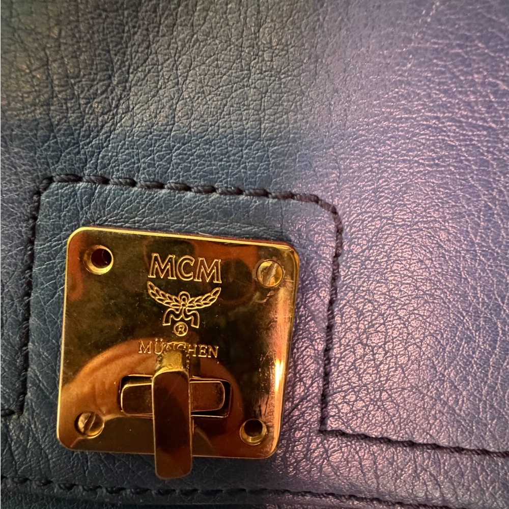 MCM Blue Leather Shoulder Bag - Unbranded - Picture 14 of 15